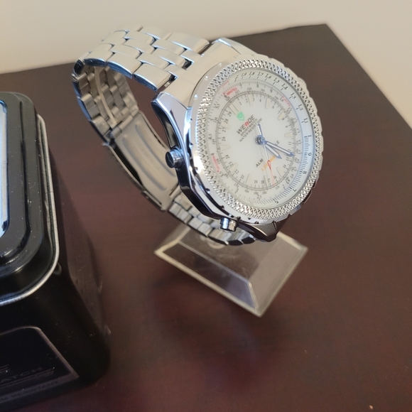 New White Weide Sport LED Men’s Fashion Watch with box - Picture 4 of 4